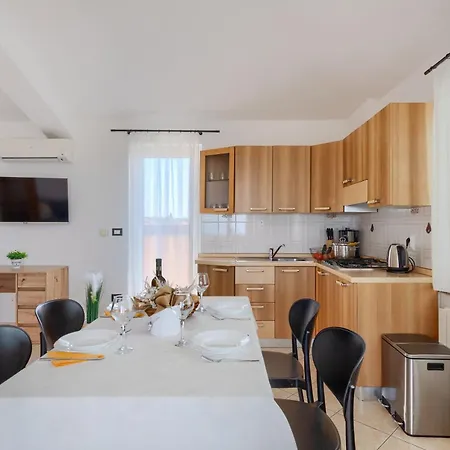 Sunset Apartmán *